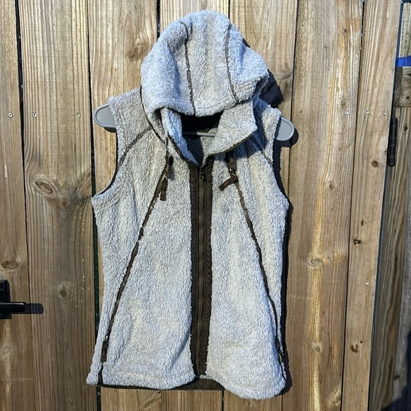 Kuhl Jackets & Blazers - Kuhl Flight Vest Winter Fleece Womens SM Multi Pocket Hidden Hood Sherpa Lined
